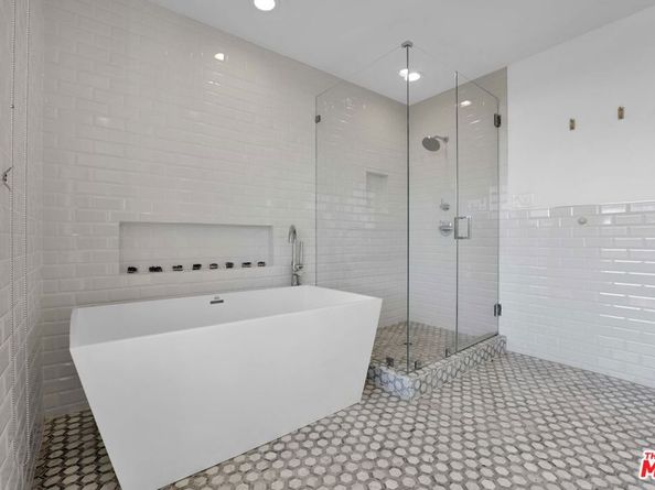 8450 Carlton Way, Los Angeles CA 90069