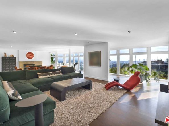 8450 Carlton Way, Los Angeles CA 90069