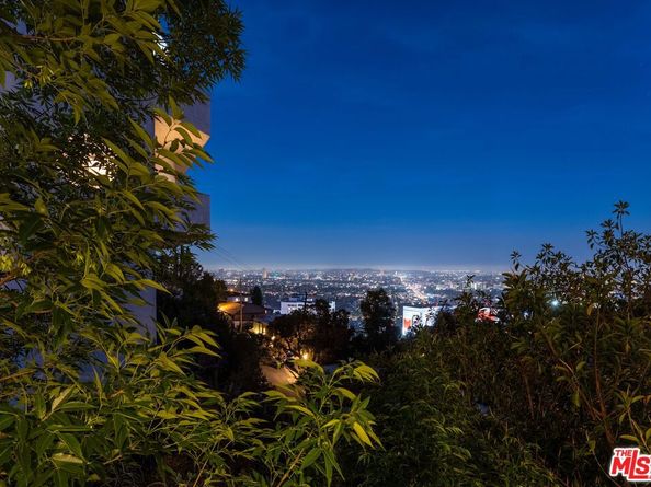 8450 Carlton Way, Los Angeles CA 90069