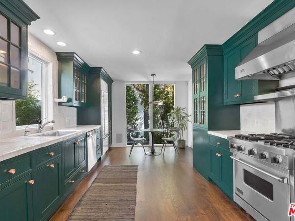 8450 Carlton Way, Los Angeles CA 90069