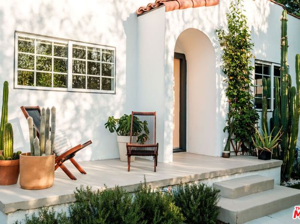 5922 4th Avenue, Los Angeles CA 90043