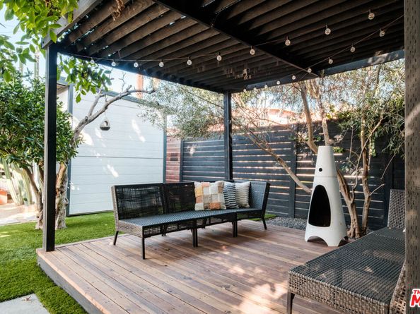 5922 4th Avenue, Los Angeles CA 90043