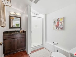 6083 Selma Avenue, Los Angeles CA 90028