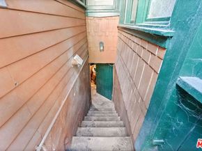 6083 Selma Avenue, Los Angeles CA 90028