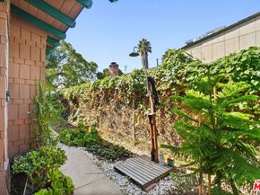 6083 Selma Avenue, Los Angeles CA 90028
