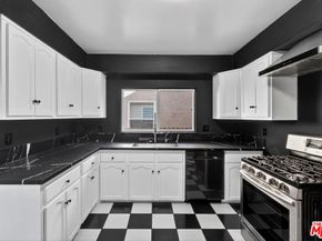 4431 S Wilton Place, Los Angeles CA 90062