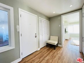 12 E 27th Avenue, Venice CA 90291