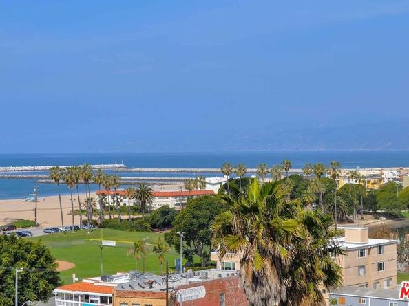 218 Montreal Street, Playa Del Rey CA 90293
