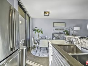 7320 Hawthorn Avenue 315, Los Angeles CA 90046
