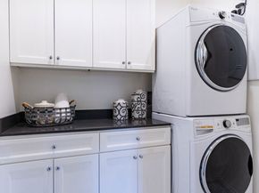 735 N Stanley Avenue, Los Angeles CA 90046