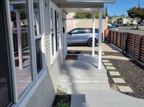 2017 W 39th Street, Los Angeles CA 90008