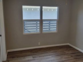 2017 W 39th Street, Los Angeles CA 90008