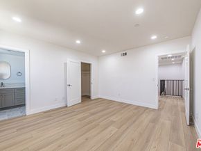 5436 Romaine Street, Los Angeles CA 90038