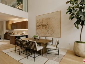 702 N Doheny Drive TH5, West Hollywood CA 90069