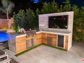 20741 W Deer Grass Court, Porter Ranch CA 91326