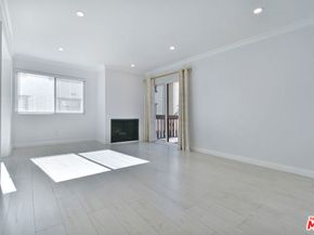13942 Oxnard Street, Valley Glen CA 91401