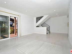 13942 Oxnard Street, Valley Glen CA 91401