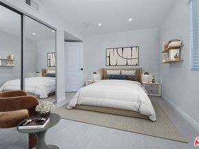 13942 Oxnard Street, Valley Glen CA 91401