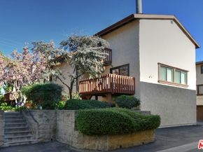 13942 Oxnard Street, Valley Glen CA 91401