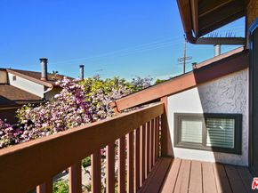 13942 Oxnard Street, Valley Glen CA 91401