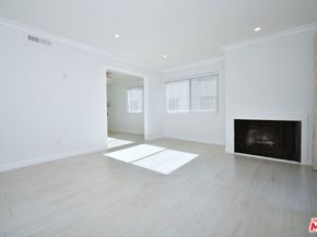 13942 Oxnard Street, Valley Glen CA 91401