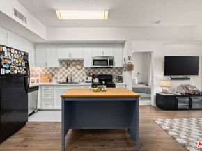 12655 Bluff Creek Drive 309, Playa Vista CA 90094