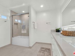 12941 Ferndale Avenue, Los Angeles CA 90066