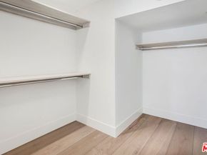 1573 Hi Point Street, Los Angeles CA 90035