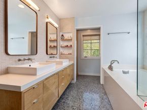 3388 Manning Court, Los Angeles CA 90064