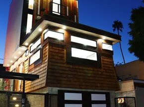 Undisclosed Address #26641539, Los Angeles CA 90038