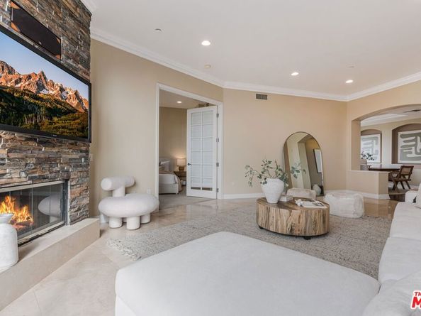 11847 Gorham Avenue 410, Los Angeles CA 90049