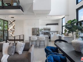 1037 N Laurel Avenue 19, West Hollywood CA 90046