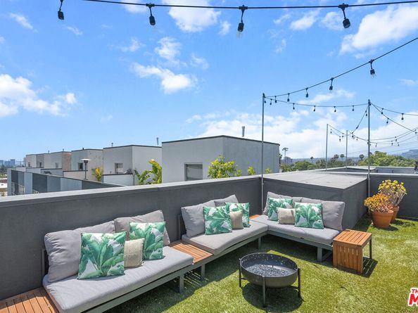 1037 N Laurel Avenue 19, West Hollywood CA 90046