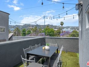 1037 N Laurel Avenue 19, West Hollywood CA 90046