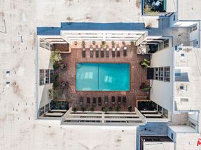 1015 N Kings Road 110, West Hollywood CA 90069