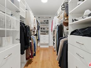 1015 N Kings Road 110, West Hollywood CA 90069