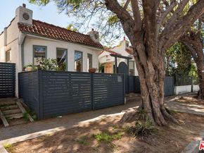 3/4 Willoughby Ave, Los Angeles CA 90038