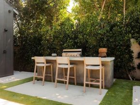 4261 Denny Avenue, Toluca Lake CA 91602