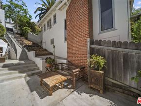 6295 Ivarene Avenue, Los Angeles CA 90068
