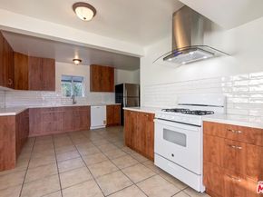 2106 Rockford Road, Los Angeles CA 90039