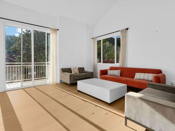 696 Palisades Drive, Pacific Palisades CA 90272