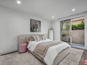 728 N Sweetzer Avenue 112, West Hollywood CA 90069