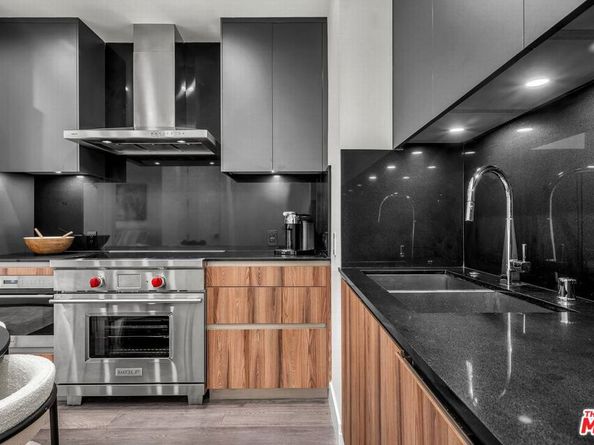 728 N Sweetzer Avenue 112, West Hollywood CA 90069