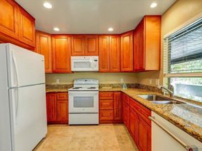 16470 Caminito Vecinos Unit 82, San Diego CA 92128