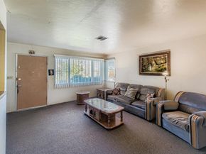 6927 Waite Dr, La Mesa CA 91941