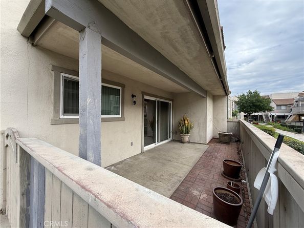 860 Cinnamon 55, Duarte CA 91010