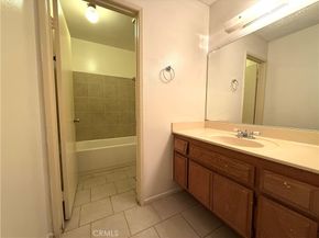 860 Cinnamon 55, Duarte CA 91010