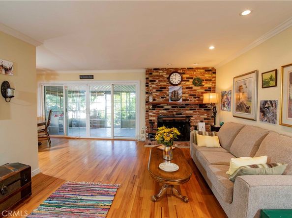 6928 Bobbyboyar, West Hills CA 91307