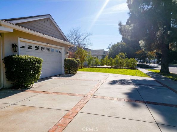 6928 Bobbyboyar, West Hills CA 91307