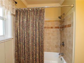 6928 Bobbyboyar, West Hills CA 91307